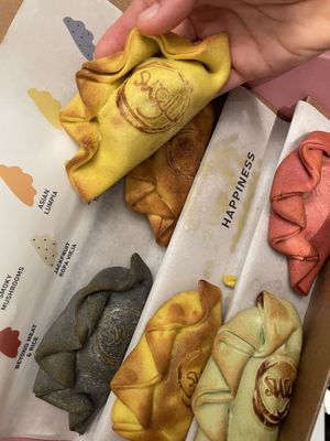 Eco friendly packaging  at Fons Empanadas in Chicago