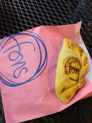 Ropa vieja at Fons Empanadas in Chicago