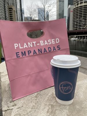 We can appreciate cute packaging 🥰  at Fons Empanadas in Chicago