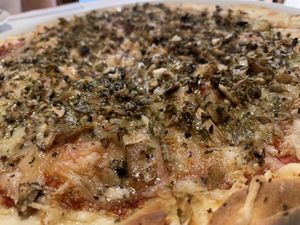 VG fungi pizza   at El Drac al Cau del Llop in Girona