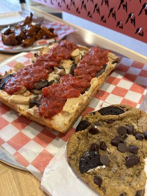 Build your own pizza with a pumpkin-Oreo cookie. (They sell V/GF cookies from The Little Brownie)  at Pizza Wizard in Rochester