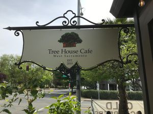 Third and G Streets at Tree House Cafe in West Sacramento