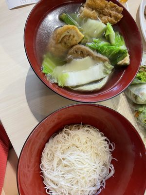 YTH at Veggie House 一芳 - Simei in East Singapore