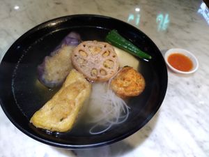 Yong tau foo at Veggie House 一芳 - Simei in East Singapore