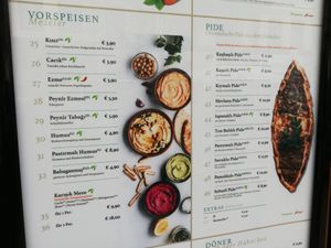 Vorspeisen & Pide at Pamukkale in Hamburg