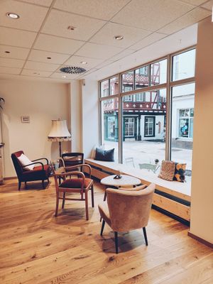 There is a little café area inside. at Foi Feines Unverpackt in Neustadt