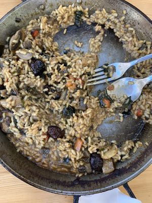 Arroz con verduras y setas at Braseria Manú in Sant Carles De La Rapita