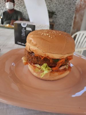 Estava muito gostoso! Tem um tamanho muito bom, fiquei muito satisfeita. 
O tempo de entrega foi mais rápido que o previsto! at Veggnow in Lauro De Freitas