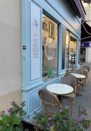 Terrace  at Les Frères Blavette in Paris
