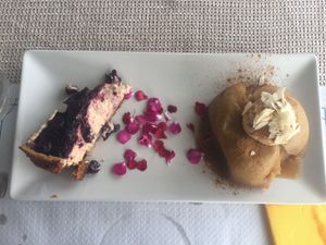 Vegan cheesecake with blueberries and Apple with vanilla cream at El Invernadero in Fuerteventura