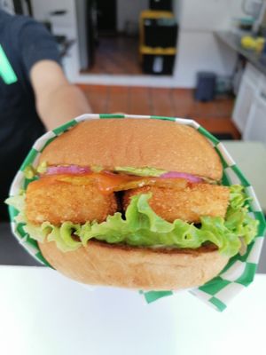 Crispy guac/ bbq at Be Life Burgers - Cloud Kitchen in San Luis Potosi