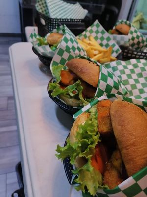  at Be Life Burgers - Cloud Kitchen in San Luis Potosi