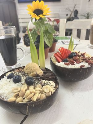 Cacao dream and Lucumanía bowls   at Elixir Spot in Puerto Vallarta
