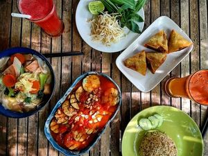 vegan pho, samosa and grilled eggplants with tomato sauce at The Vegetarian in Phnom Penh