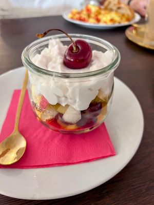 Obstsalat mit Kokosjoghurt  at Café Wundervoll in Fellbach