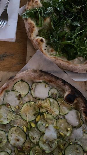 Vegan pizza at Far i hatten in Malmo