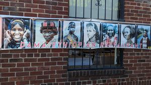 Outdoor seating at Dama Pastry and Restaurant in Arlington