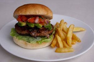 Avocado Salsa Burger
Can't pick between this one and the Hayama Burger? Well try them both! at Whitely by Toriba Coffee in Hayama