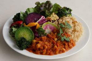 Curry Plate
Seasonal curry plate. Comes with a salad and your choice of rice or an American Biscuit. at Whitely by Toriba Coffee in Hayama