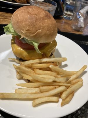 Cheeseburger 😍  at Whitely by Toriba Coffee in Hayama