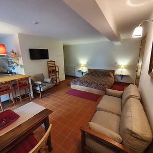 Studio Oliveira - spacious, self-contained apartment with extra children's bedroom on request. Free & fast wifi, fully equipped kitchen, ensuite bathroom and private garden terrace at Quinta Rio de Oliveira in Vila Cha Covas