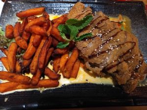 Vegane Ente, sooo lecker. Dazu Süßkartoffel Pommes at BOA Asia Vegan in Lueneburg