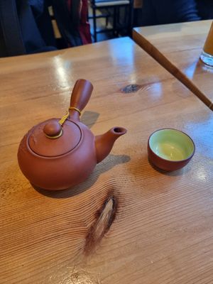 Tea pot at BOA Asia Vegan in Lueneburg