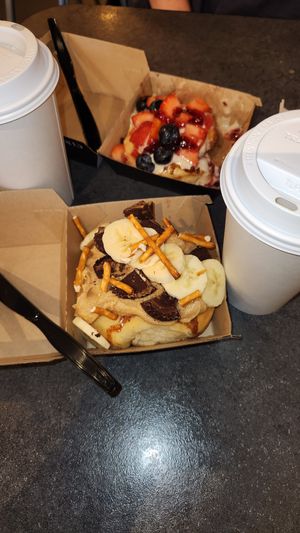 Dug in and then remembered to take photo😄#Veganuary at Cinnaholic in Arlington