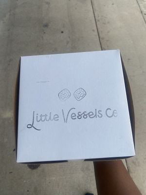 Box  at Little Vessels Donut Co in Honolulu