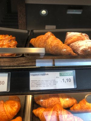 croissant at 3Roses in Ljubljana