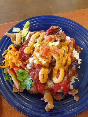 Find the chicken! at Rotton 六屯 in Chatan