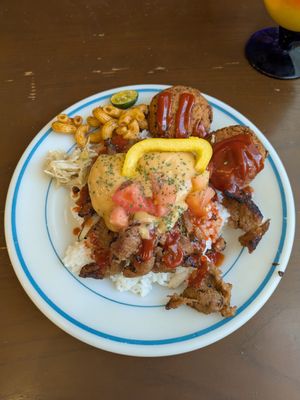 Cheese chikin over rice at Rotton 六屯 in Chatan