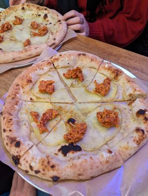 Vegan patate at La Piccola Nonna Pizza in Stockholm