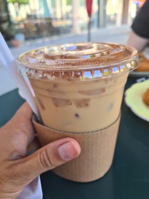 chai latte #Veganuary at Chaumont Vegan in Beverly Hills