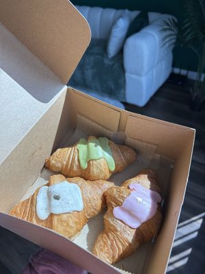   at Chaumont Vegan in Beverly Hills