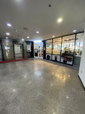 Easy to find on the first floor of the harbor mall   at Dohyeongdang - 도형당  in Busan