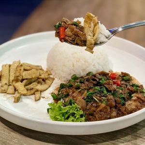 Ka Pow with OnlyEg and Shandi Global Chicken at Bangkok Jam - Dhoby Ghaut in Central Singapore