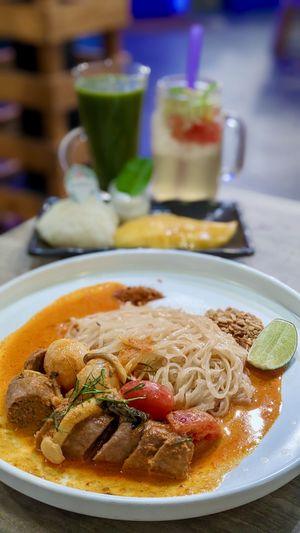 Beyond Sausage Phad Thai, Mango Sticky Rice, Hot Vegan Thai Green Milk Tea, Lemongrass Cooler at Bangkok Jam - Dhoby Ghaut in Central Singapore