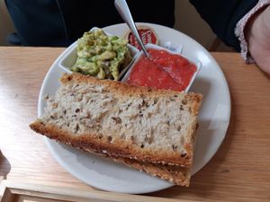 Avocado + tomato toasts at La Pastelería del Duque in Madrid