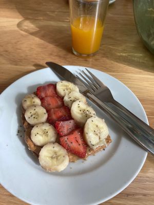 Peanut butter toast at La Pastelería del Duque in Madrid