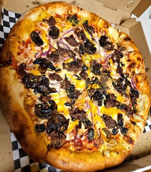 Supremely Vegan pizza at Hoza Pizzeria in Oakland