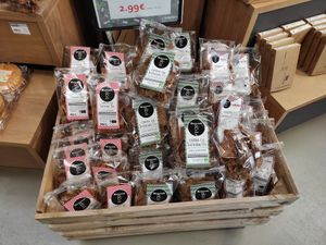 Chips at Les Comptoirs de la Bio in Quiberon