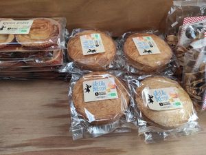 Gâteau de Bretagne at Les Comptoirs de la Bio in Quiberon