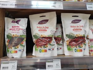 Goji berry at Les Comptoirs de la Bio in Quiberon