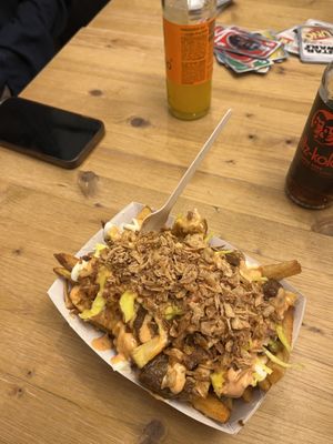 Frietje Rendang (€10,95)  at Last Vegas in Utrecht