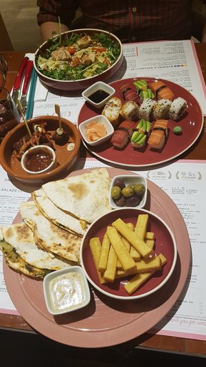 Farfalle Salat, Jerk Pops, Sushi, Quesadilla, Chickpea Fries at 123V Browns in London