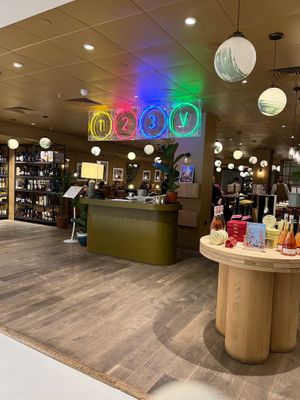  at 123V Browns in London