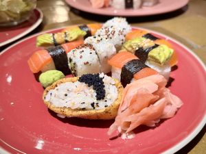 Bottomless Sushi 🍱🍣   at 123V Browns in London