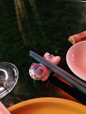  at 123V Browns in London