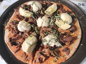 Pizza Funghi at Mi Manchi in Bogota